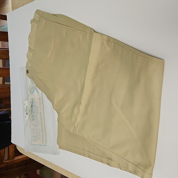 New in pkg Haband mens pants 36L - lightweight khaki - Picture 5 of 7
